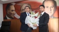 Mehmet Ay’dan MHP’ye ziyaret