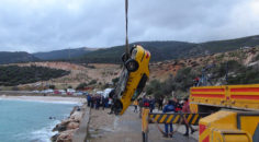 Otomobil denize düştü: 1 ölü